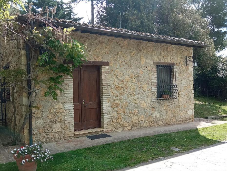 All'Ombra Di San Damiano Ассізі Екстер'єр фото